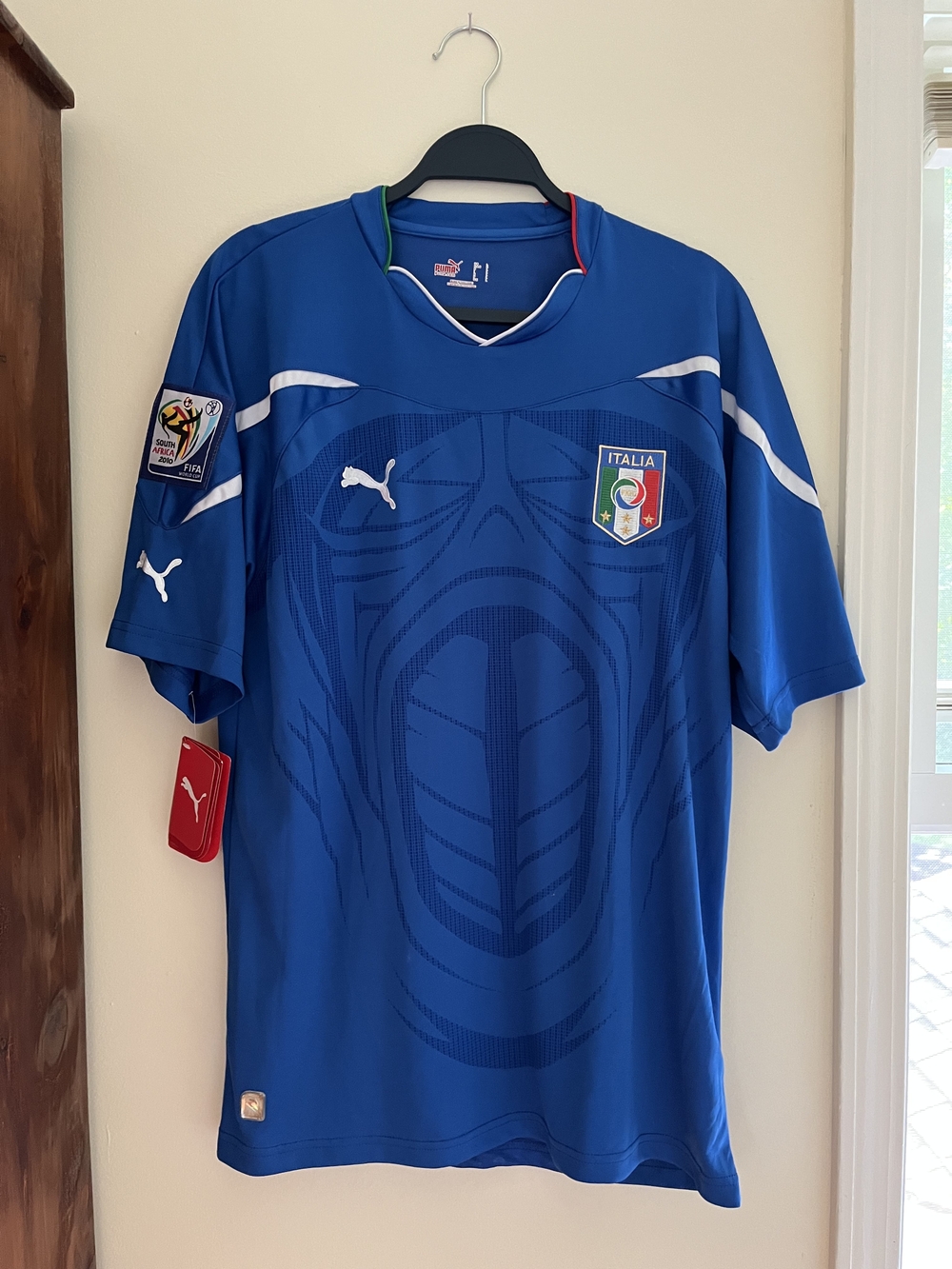 NWT 2010 WORL CUP Puma Italy Blue National Team Soccer Jersey